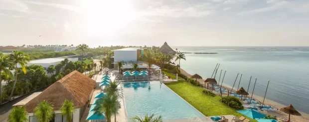 Cancun lesbian resort